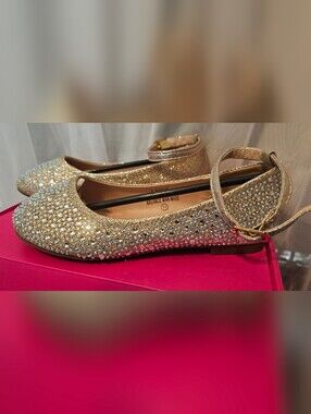Your Party Shoes. Laind. Gold Rhinestone Ankle Strap Flats. Little Girls Size 11
